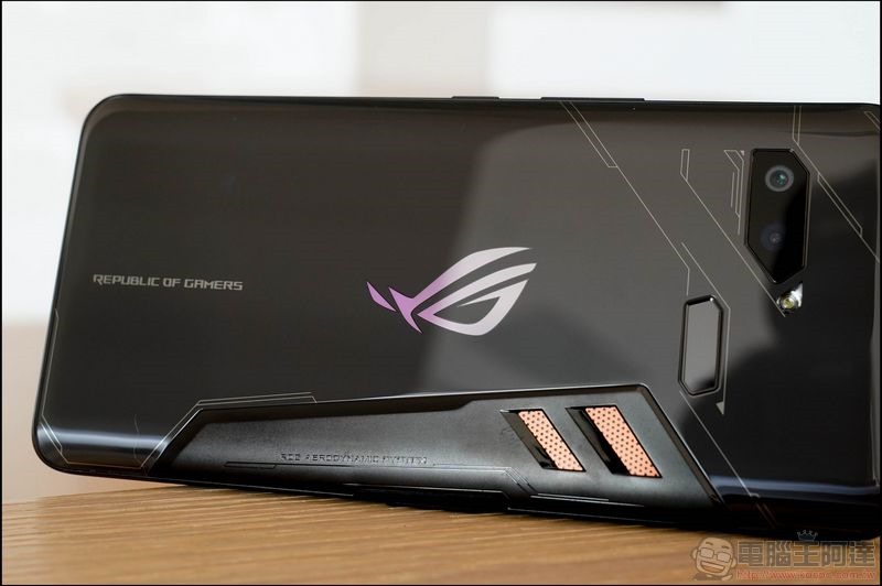 ROG Phone 大全套開箱 - 22 ROG Phone 大全套開箱 - 22