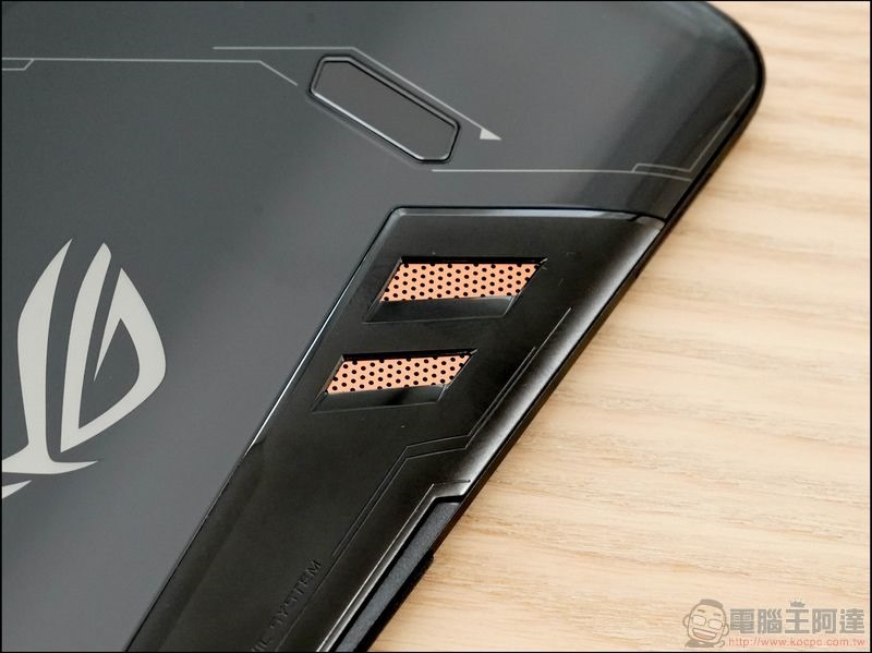 ROG Phone 大全套開箱 - 21 ROG Phone 大全套開箱 - 21