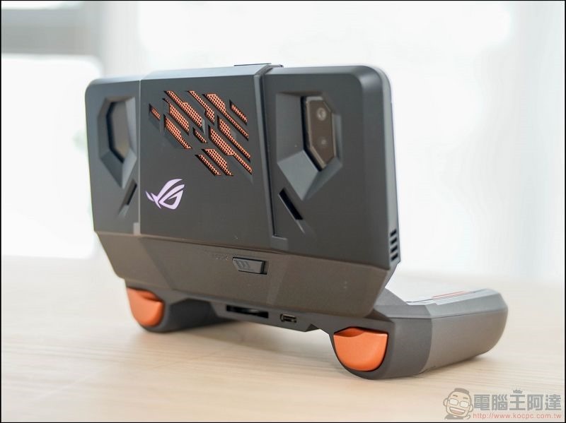 ROG Phone 大全套開箱 - 31 ROG Phone 大全套開箱 - 31
