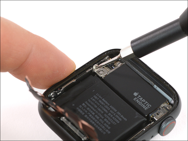 Apple Watch Series 4 被 iFixit 拆解 - 電腦王阿達 Apple Watch Series 4 被 iFixit 拆解 - 電腦王阿達