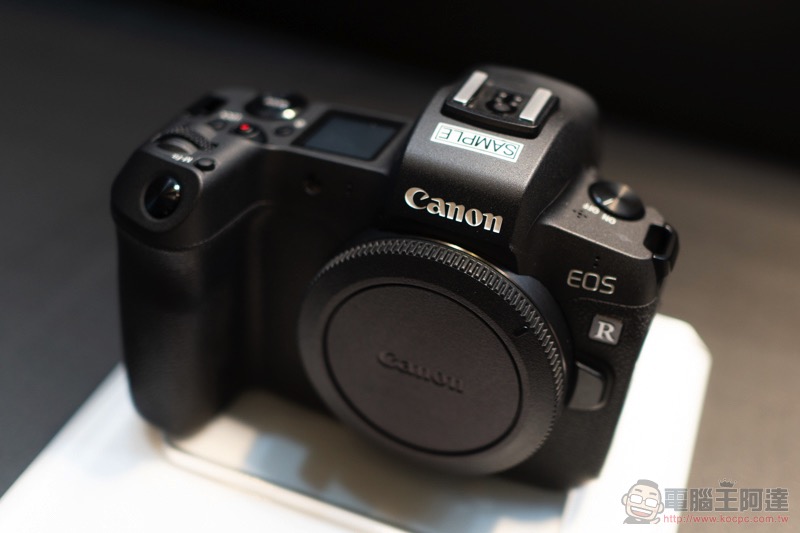 蔡司全幅相機 ZX1 登場:造型奇特還直接內建 Adobe Lightroom(!) - 電腦王阿達 蔡司全幅相機 ZX1 登場:造型奇特還直接內建 Adobe Lightroom(!) - 電腦王阿達