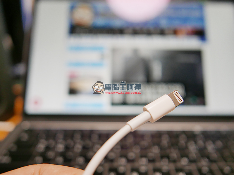 Apple iPhone XS / XS Max 驚傳充電 Bug :插上充電線無法自動開始充電(實測結果:確實會發生) - 電腦王阿達 Apple iPhone XS / XS Max 驚傳充電 Bug :插上充電線無法自動開始充電(實測結果:確實會發生) - 電腦王阿達