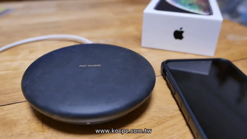 Apple iPhone XS / XS Max 驚傳充電 Bug :插上充電線無法自動開始充電(實測結果:確實會發生) - 電腦王阿達 Apple iPhone XS / XS Max 驚傳充電 Bug :插上充電線無法自動開始充電(實測結果:確實會發生) - 電腦王阿達