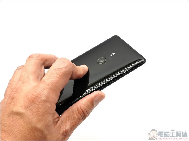 Sony Xperia XZ3 開箱 - 14
