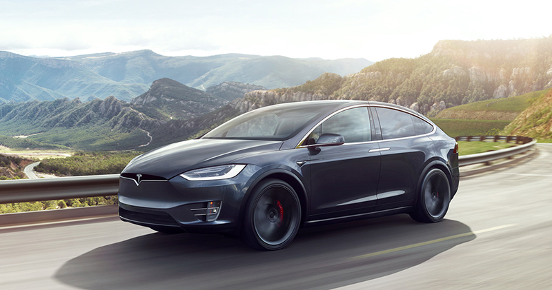 Tesla V10 軟體更新 降臨：車真的可以越開越新越開越「歡樂」？ - 電腦王阿達
