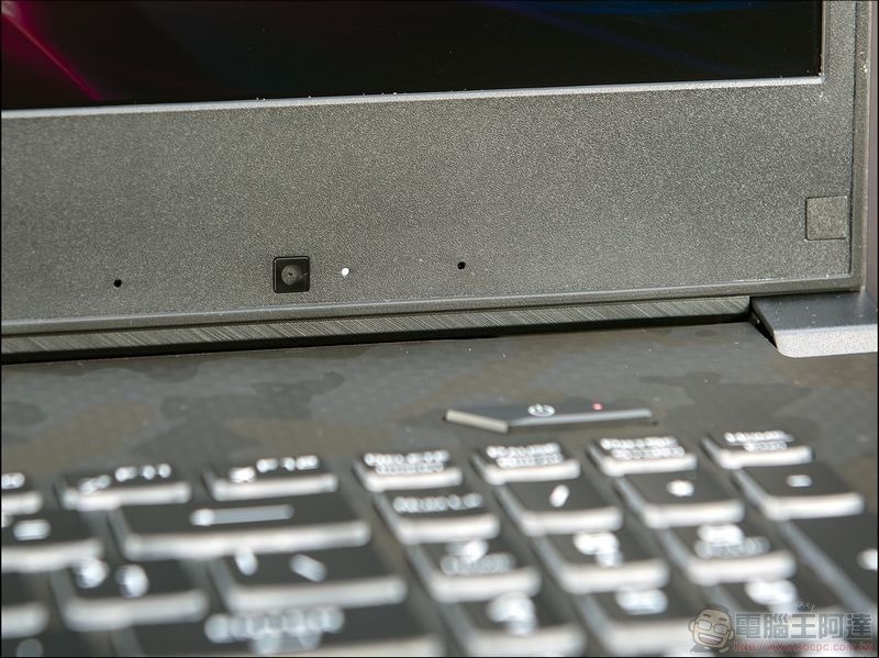 ROG Strix SCAR II 開箱 GL704 評測 - 13 ROG Strix SCAR II 開箱 GL704 評測 - 13