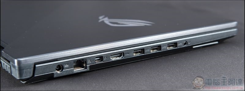 ROG Strix SCAR II 開箱 GL704 評測 - 23 ROG Strix SCAR II 開箱 GL704 評測 - 23