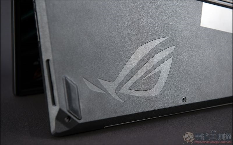 ROG Strix SCAR II 開箱 GL704 評測 - 30 ROG Strix SCAR II 開箱 GL704 評測 - 30