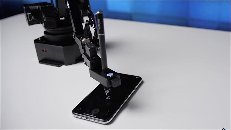 iPhone XS Max 和 Samsung Galaxy Note 9 續航力 比拼,超公平、用機器人來操作 - 電腦王阿達 iPhone XS Max 和 Samsung Galaxy Note 9 續航力 比拼,超公平、用機器人來操作 - 電腦王阿達