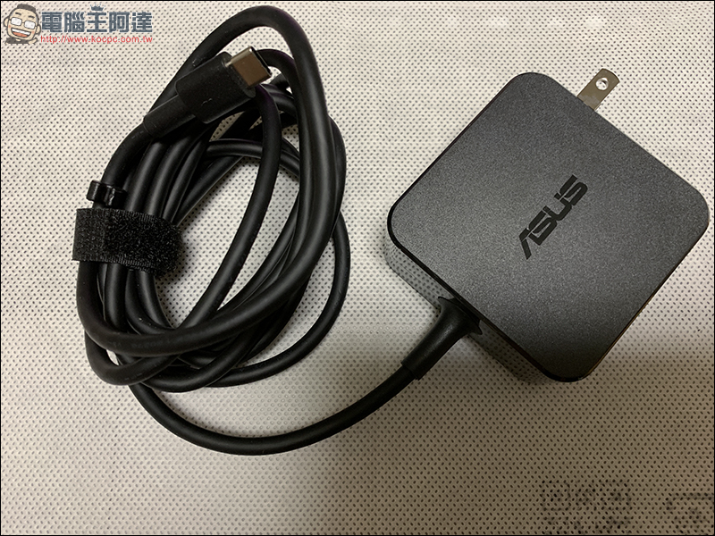 ELECJET 磁吸快充電源線 開箱動手玩: L 型轉角設計更安全,一線多用途超方便! - 電腦王阿達 ELECJET 磁吸快充電源線 開箱動手玩: L 型轉角設計更安全,一線多用途超方便! - 電腦王阿達