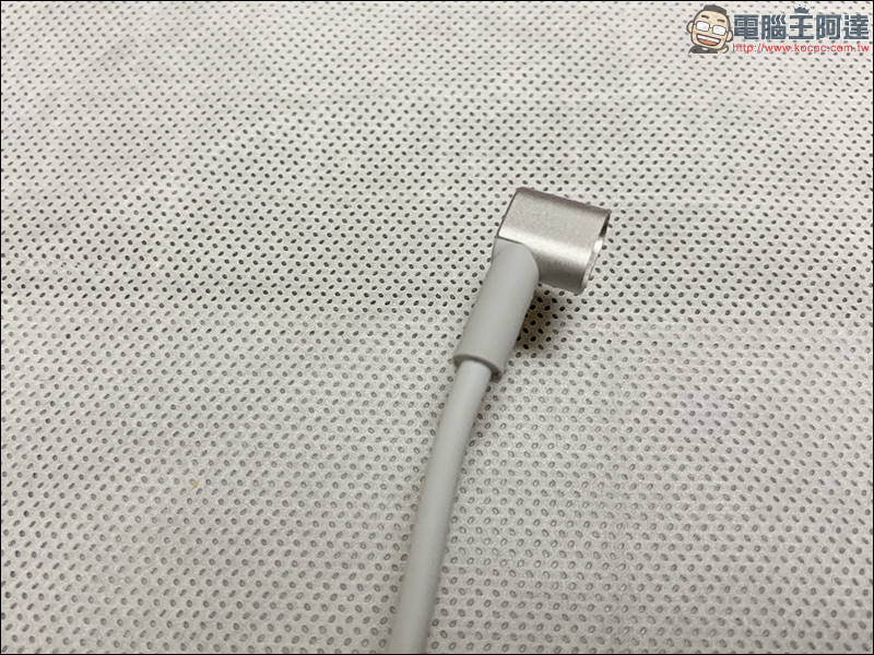 ELECJET 磁吸快充電源線 開箱動手玩: L 型轉角設計更安全,一線多用途超方便! - 電腦王阿達 ELECJET 磁吸快充電源線 開箱動手玩: L 型轉角設計更安全,一線多用途超方便! - 電腦王阿達