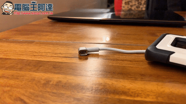 ELECJET 磁吸快充電源線 開箱動手玩: L 型轉角設計更安全,一線多用途超方便! - 電腦王阿達 ELECJET 磁吸快充電源線 開箱動手玩: L 型轉角設計更安全,一線多用途超方便! - 電腦王阿達