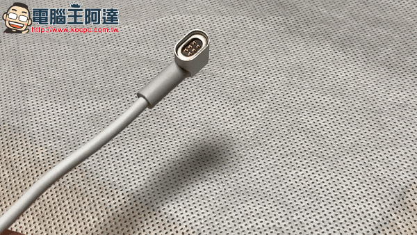 ELECJET 磁吸快充電源線 開箱動手玩: L 型轉角設計更安全,一線多用途超方便! - 電腦王阿達 ELECJET 磁吸快充電源線 開箱動手玩: L 型轉角設計更安全,一線多用途超方便! - 電腦王阿達