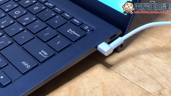 ELECJET 磁吸快充電源線 開箱動手玩: L 型轉角設計更安全,一線多用途超方便! - 電腦王阿達 ELECJET 磁吸快充電源線 開箱動手玩: L 型轉角設計更安全,一線多用途超方便! - 電腦王阿達