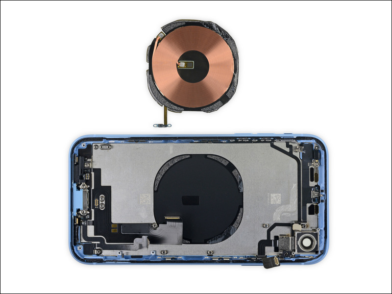 Apple iPhone XR 被 iFixit 拆解 ，維修難度： 6分 - 電腦王阿達