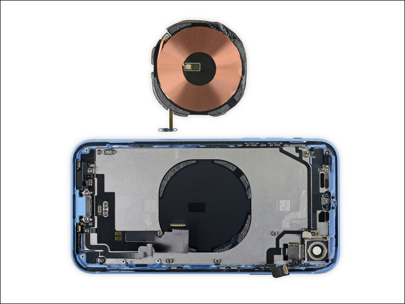 Apple iPhone XR 被 iFixit 拆解 ,維修難度: 6分 - 電腦王阿達 Apple iPhone XR 被 iFixit 拆解 ,維修難度: 6分 - 電腦王阿達