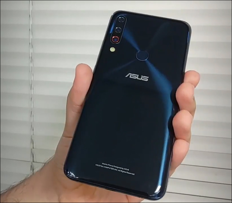ASUS ZenFone 6 原型機曝光？水滴全螢幕、三主鏡頭設計 - 電腦王阿達