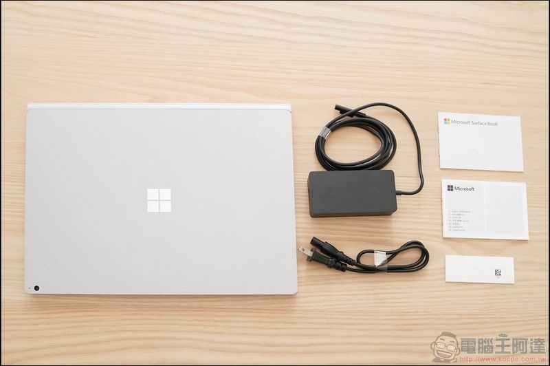 Surface Book 2 開箱 - 04 Surface Book 2 開箱 - 04