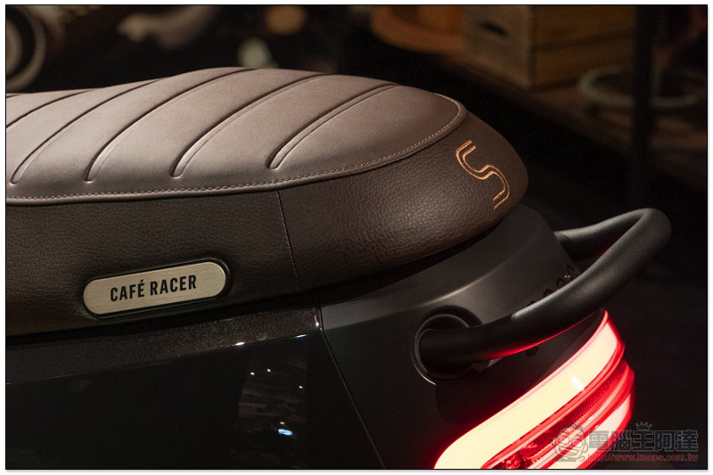 Gogoro S2 新品發表: Cafe Racer 與越野款 Adventure 登場 - 電腦王阿達 Gogoro S2 新品發表: Cafe Racer 與越野款 Adventure 登場 - 電腦王阿達