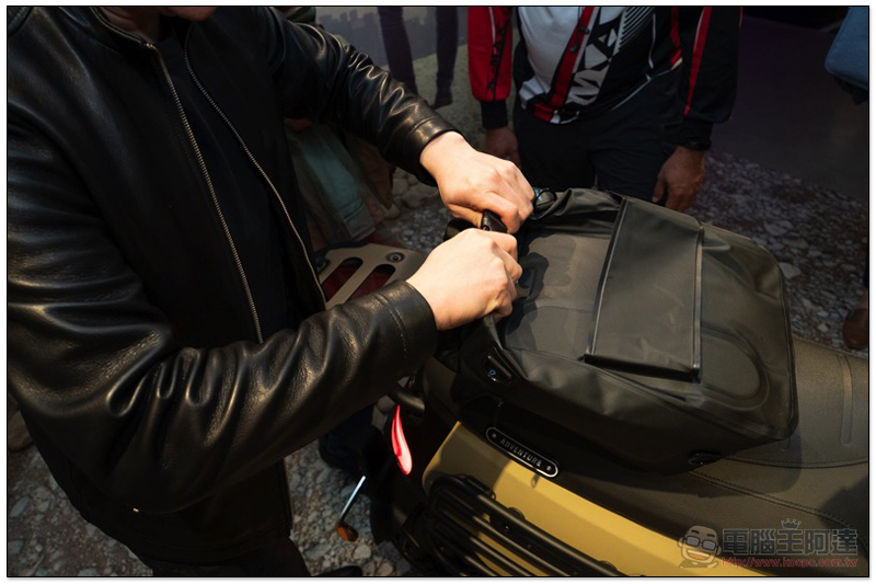 Gogoro S2 新品發表: Cafe Racer 與越野款 Adventure 登場 - 電腦王阿達 Gogoro S2 新品發表: Cafe Racer 與越野款 Adventure 登場 - 電腦王阿達
