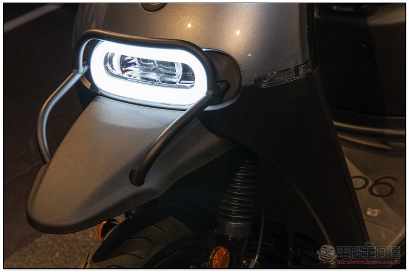 Gogoro S2 新品發表: Cafe Racer 與越野款 Adventure 登場 - 電腦王阿達 Gogoro S2 新品發表: Cafe Racer 與越野款 Adventure 登場 - 電腦王阿達