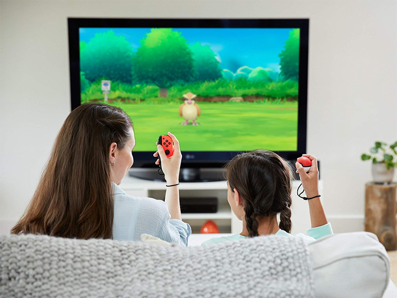 任天堂推出遊戲配件 PokeBall Plus ,可支援 Switch 與手機內的寶可夢遊戲 - 電腦王阿達 任天堂推出遊戲配件 PokeBall Plus ,可支援 Switch 與手機內的寶可夢遊戲 - 電腦王阿達