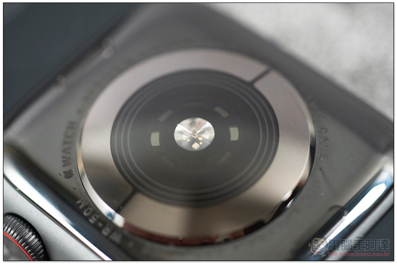 Apple Watch Series 4 開箱 體驗:有感進化,令人愛不釋手的蘋果智慧錶 - 電腦王阿達 Apple Watch Series 4 開箱 體驗:有感進化,令人愛不釋手的蘋果智慧錶 - 電腦王阿達