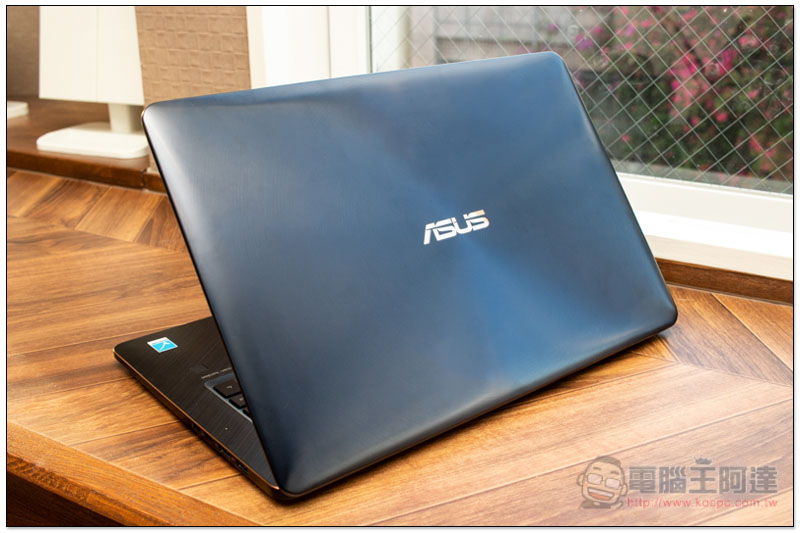ASUS ZenBook Pro 15 UX580GE 開箱、評測 觸動美.力,創新 ScreenPad 智慧觸控板,帶來更棒工作與娛樂體驗 - 電腦王阿達 ASUS ZenBook Pro 15 UX580GE 開箱、評測 觸動美.力,創新 ScreenPad 智慧觸控板,帶來更棒工作與娛樂體驗 - 電腦王阿達