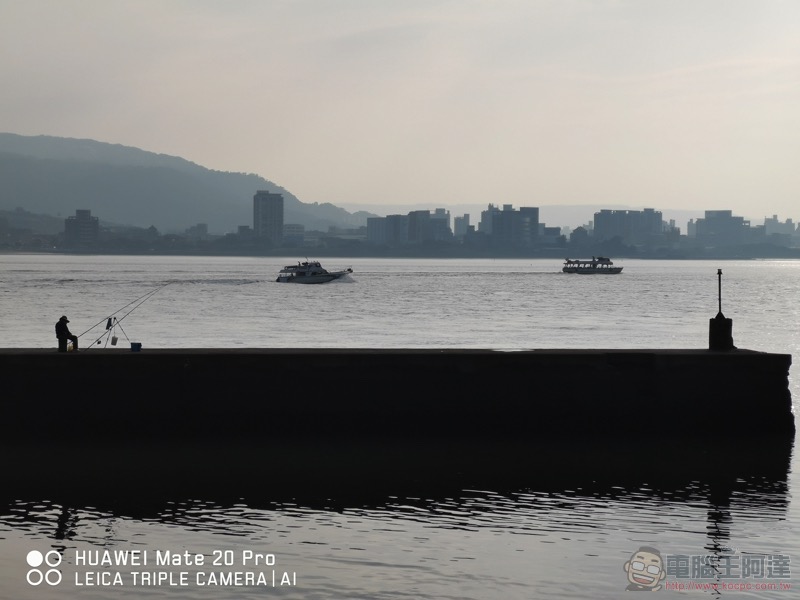 華為 Mate20 Pro 開箱 評測 、評價:「智在超越」的行動攝影之王 - 電腦王阿達 華為 Mate20 Pro 開箱 評測 、評價:「智在超越」的行動攝影之王 - 電腦王阿達