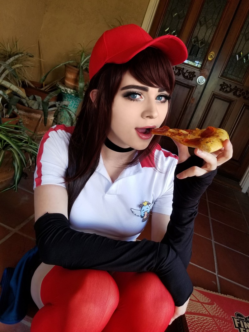 《英雄聯盟》選手 Sneaky Cosplay新驚喜 挑戰「 庫巴姬 」與「碧姬公主」 - 電腦王阿達 《英雄聯盟》選手 Sneaky Cosplay新驚喜 挑戰「 庫巴姬 」與「碧姬公主」 - 電腦王阿達