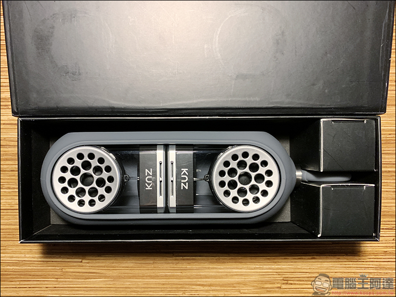 美國 KNZ GoDuo 無線磁吸藍牙音響 開箱動手玩：外型滿分，隨處可吸超方便！ - 電腦王阿達