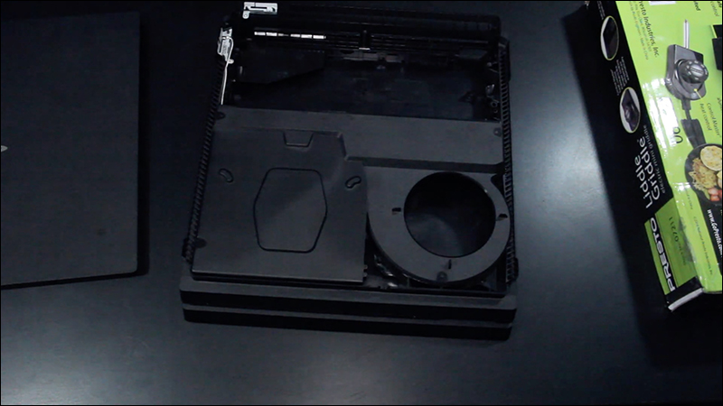 PS4 Pro 也能煎牛排 ?國外 YouTuber 改造機殼成為燒烤煎檯 - 電腦王阿達 PS4 Pro 也能煎牛排 ?國外 YouTuber 改造機殼成為燒烤煎檯 - 電腦王阿達