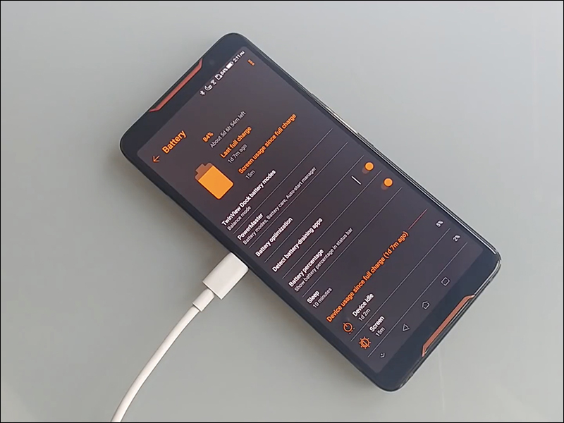 ASUS ROG Phone 被發現能為自己充電,永動機成就達成(?) - 電腦王阿達 ASUS ROG Phone 被發現能為自己充電,永動機成就達成(?) - 電腦王阿達