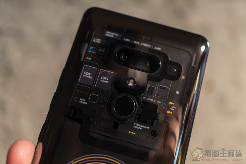 HTC EXODUS 1 實機體驗 ：挺身創新的「勇氣」展現 - 電腦王阿達
