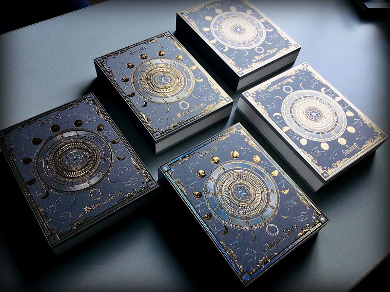 2公斤重箔押加工魔法書 「 魔導書 月讀時計 」數量限定販售 - 電腦王阿達 2公斤重箔押加工魔法書 「 魔導書 月讀時計 」數量限定販售 - 電腦王阿達