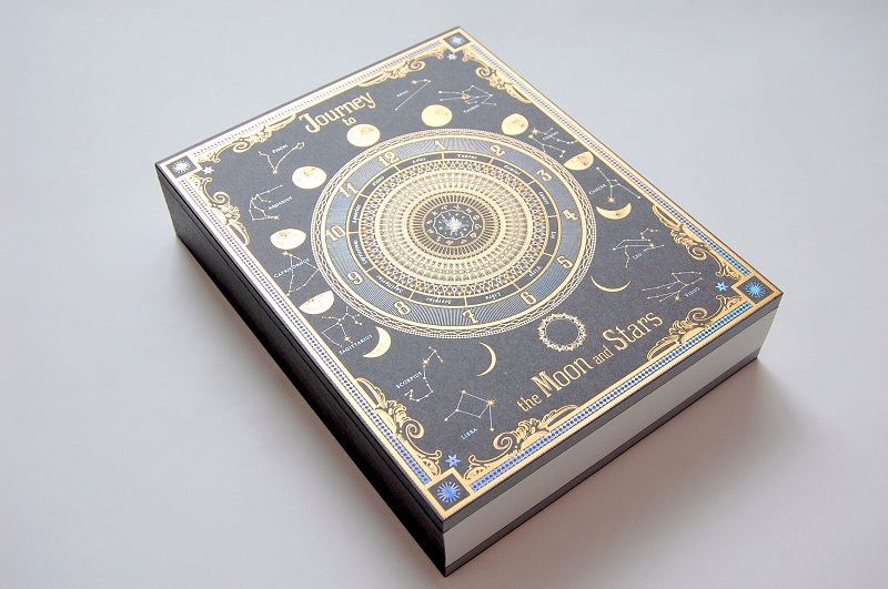 2公斤重箔押加工魔法書 「 魔導書 月讀時計 」數量限定販售 - 電腦王阿達 2公斤重箔押加工魔法書 「 魔導書 月讀時計 」數量限定販售 - 電腦王阿達