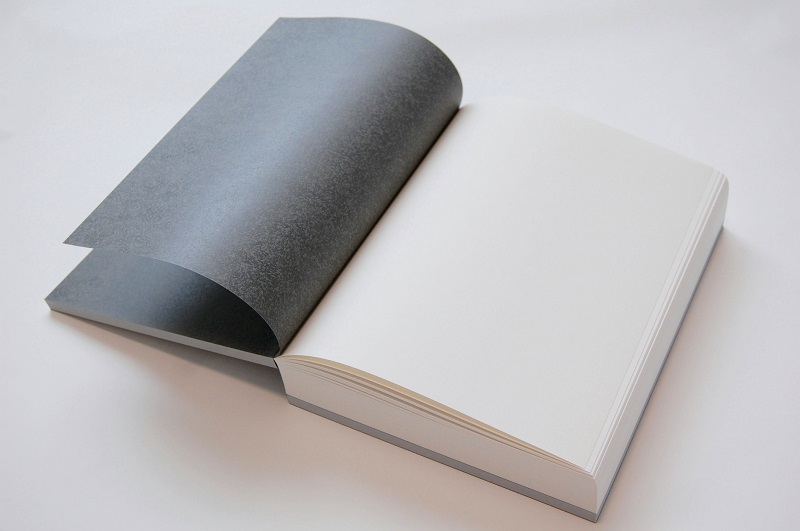 2公斤重箔押加工魔法書 「 魔導書 月讀時計 」數量限定販售 - 電腦王阿達 2公斤重箔押加工魔法書 「 魔導書 月讀時計 」數量限定販售 - 電腦王阿達