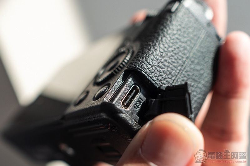 Ricoh GR III 台灣首亮相:低調的街拍神器再進化(動手玩) - 電腦王阿達 Ricoh GR III 台灣首亮相:低調的街拍神器再進化(動手玩) - 電腦王阿達