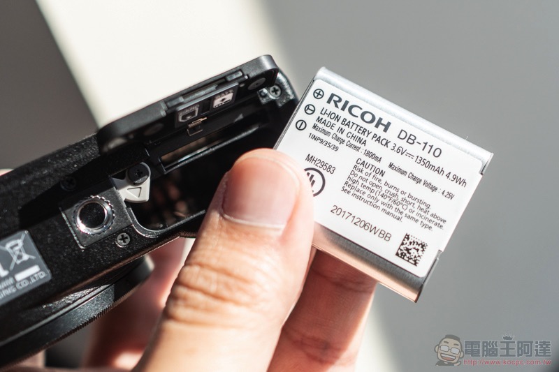 Ricoh GR III 台灣首亮相:低調的街拍神器再進化(動手玩) - 電腦王阿達 Ricoh GR III 台灣首亮相:低調的街拍神器再進化(動手玩) - 電腦王阿達