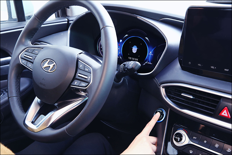 Hyundai 推出全球首款車輛智慧指紋技術 ,不只能解鎖、還能啟動車輛 - 電腦王阿達 Hyundai 推出全球首款車輛智慧指紋技術 ,不只能解鎖、還能啟動車輛 - 電腦王阿達