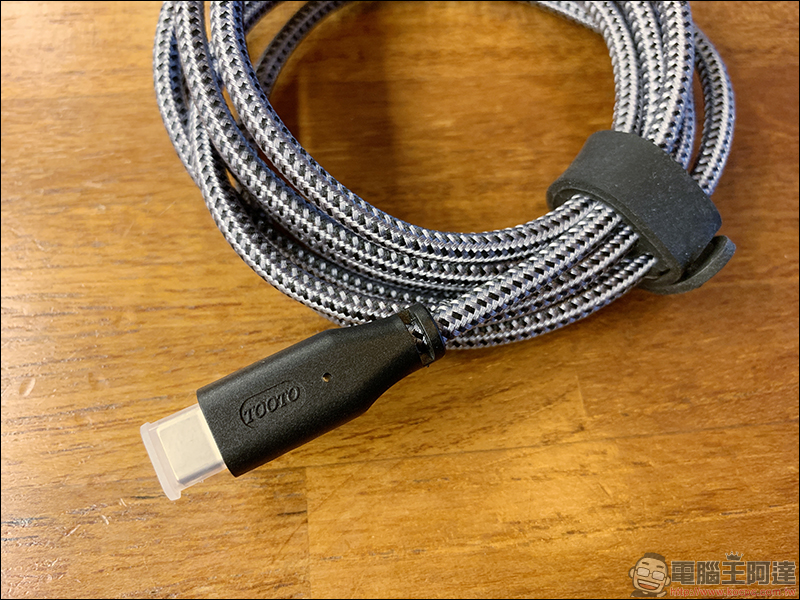 TOOTO 開箱 、評測 :PD1 快充充電器、USB-C to C PD5A 充電線、USB-C to A 充電線(支援華為40W快充) - 電腦王阿達 TOOTO 開箱 、評測 :PD1 快充充電器、USB-C to C PD5A 充電線、USB-C to A 充電線(支援華為40W快充) - 電腦王阿達