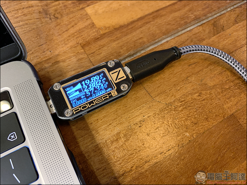 TOOTO 開箱 、評測 :PD1 快充充電器、USB-C to C PD5A 充電線、USB-C to A 充電線(支援華為40W快充) - 電腦王阿達 TOOTO 開箱 、評測 :PD1 快充充電器、USB-C to C PD5A 充電線、USB-C to A 充電線(支援華為40W快充) - 電腦王阿達