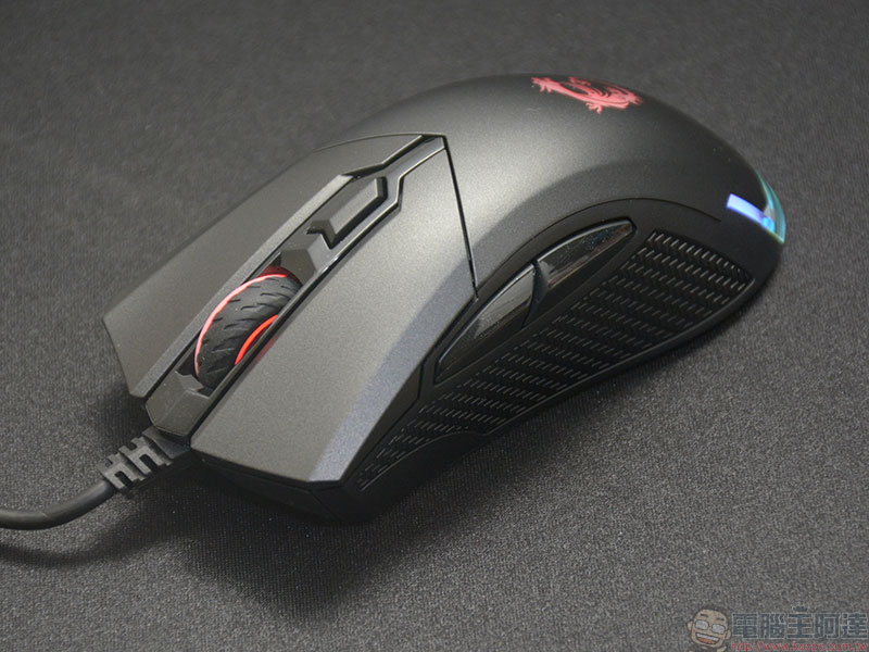 msi VIGOR GK60 電競鍵盤、CLUTCH GM50 電競滑鼠、AGILITY GD70 滑鼠墊,新玩具開箱啦! - 電腦王阿達 msi VIGOR GK60 電競鍵盤、CLUTCH GM50 電競滑鼠、AGILITY GD70 滑鼠墊,新玩具開箱啦! - 電腦王阿達