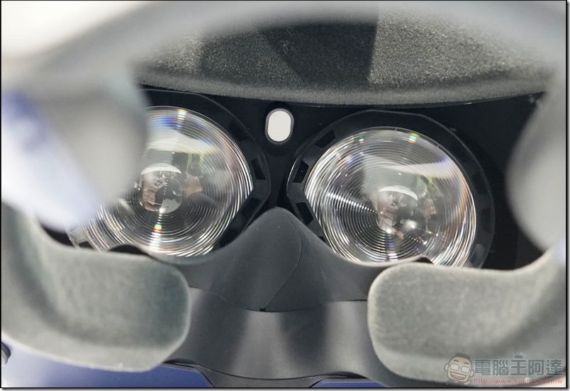 04-2 Vive Pro Eye