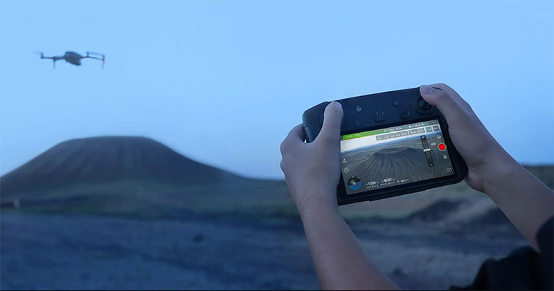 大疆推出適用於 Mavic 2 等空拍機的附螢幕遙控器 DJI Smart Controller - 電腦王阿達 大疆推出適用於 Mavic 2 等空拍機的附螢幕遙控器 DJI Smart Controller - 電腦王阿達