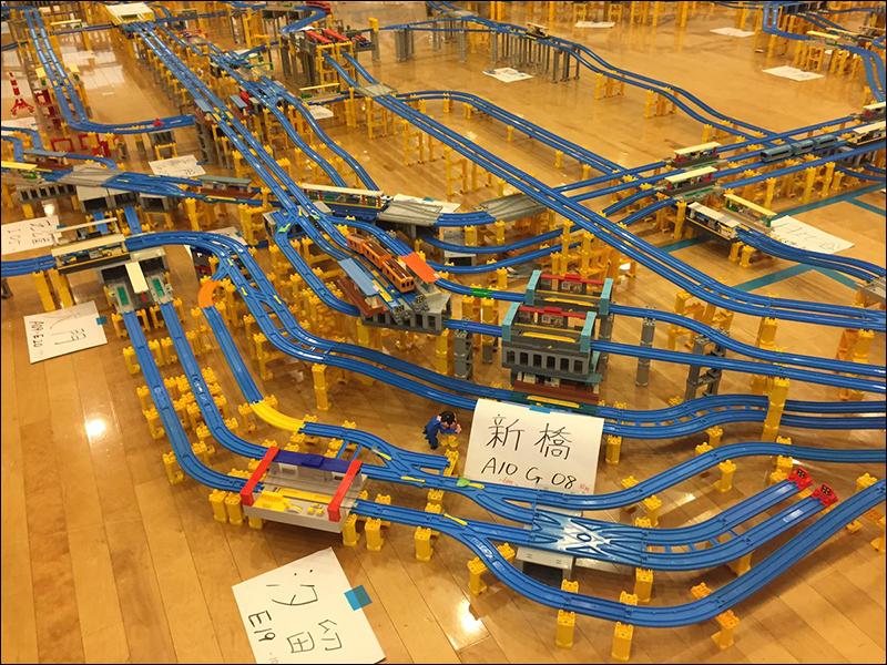 日本鐵道迷 用 TOMY 小火車搭建東京地鐵全路線 - 電腦王阿達 日本鐵道迷 用 TOMY 小火車搭建東京地鐵全路線 - 電腦王阿達