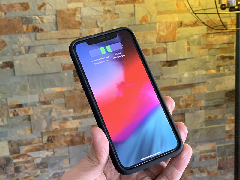 Apple iPhone XS/XS Max/XR 聰穎電池護殼 ,外媒測試發現 iPhone X 也能用(但前提是得接受開孔差異) - 電腦王阿達 Apple iPhone XS/XS Max/XR 聰穎電池護殼 ,外媒測試發現 iPhone X 也能用(但前提是得接受開孔差異) - 電腦王阿達