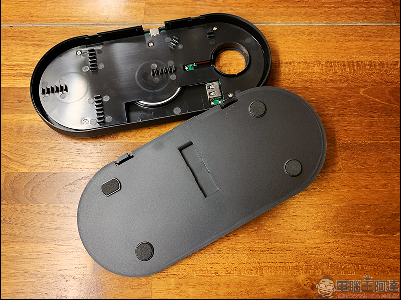 Vinpok Plux 三合一 Qi 無線充電盤 開箱動手玩,比起 AirPower 更強大、超值的無線充電器 - 電腦王阿達 Vinpok Plux 三合一 Qi 無線充電盤 開箱動手玩,比起 AirPower 更強大、超值的無線充電器 - 電腦王阿達