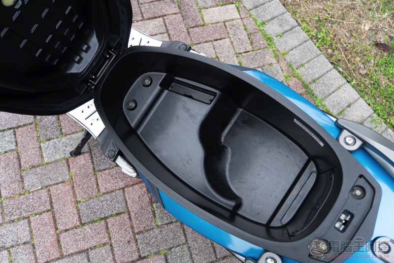 宏佳騰 ES150R 生活體驗 :每個人心中都有一個阿斯拉 - 電腦王阿達 宏佳騰 ES150R 生活體驗 :每個人心中都有一個阿斯拉 - 電腦王阿達