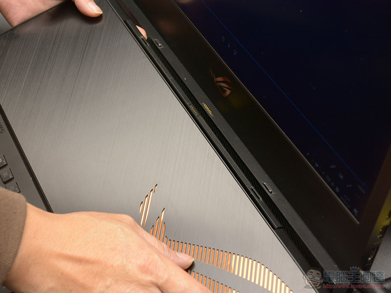 ASUS ROG Mothership GZ700 電競筆電動眼看,可拆式設計更符合人體工學 - 電腦王阿達 ASUS ROG Mothership GZ700 電競筆電動眼看,可拆式設計更符合人體工學 - 電腦王阿達